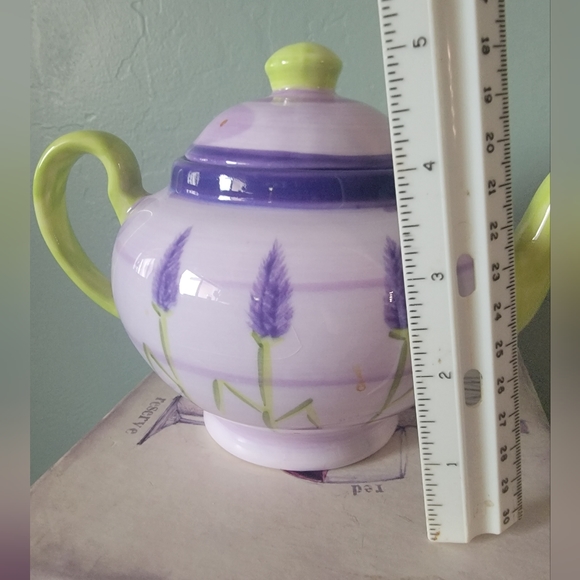 Ceramic teapot from New Zealand - Picture 4 of 5